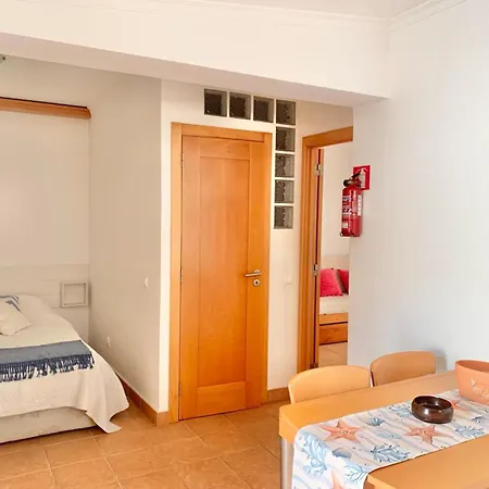 Apartment Near Falesia Beach, Albufeira